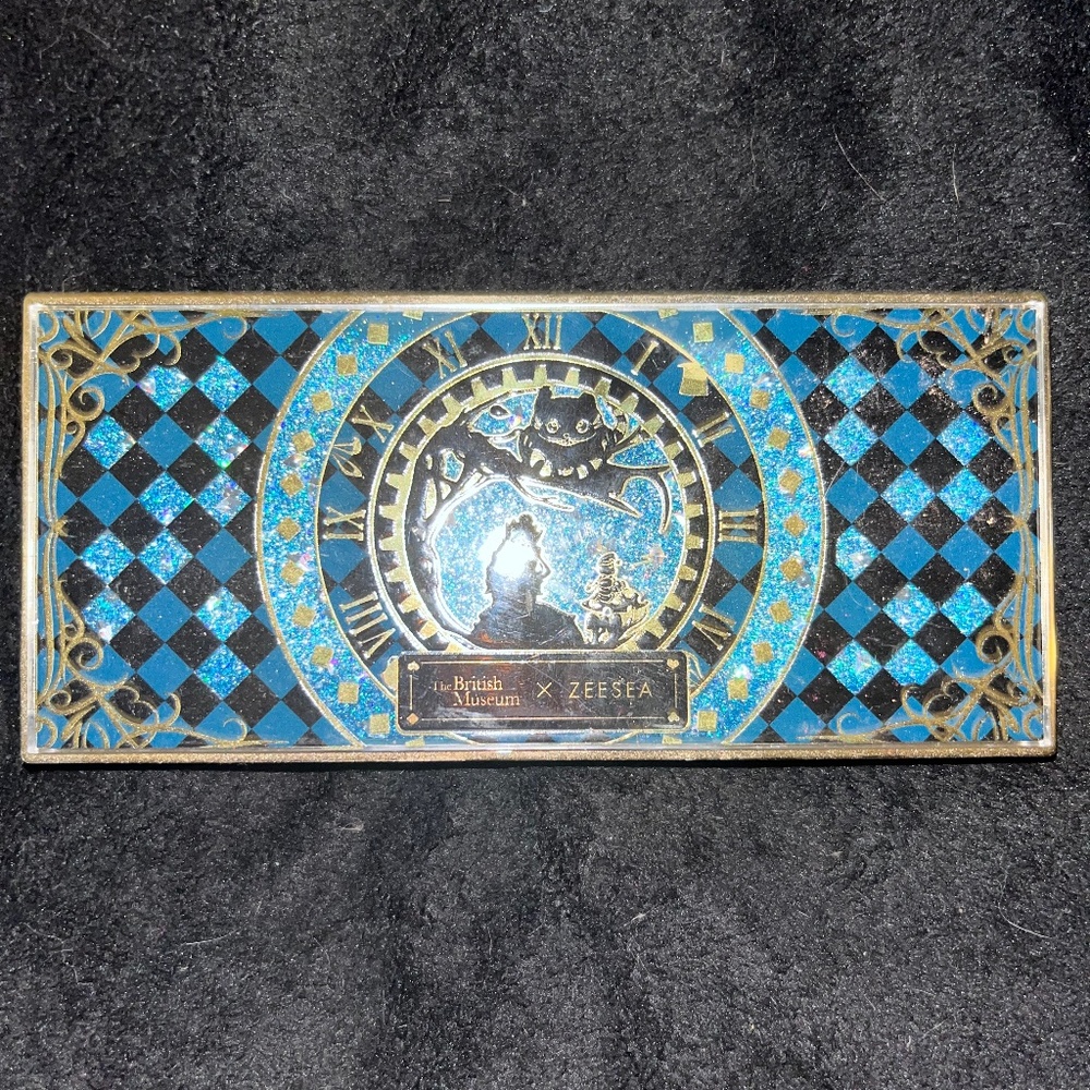 Zeesea Alice and wonderland palette